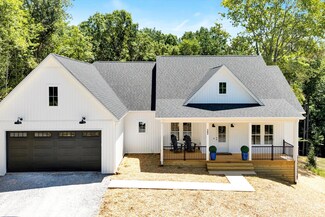 102 Twin Cove Trail, Moneta, VA 24121