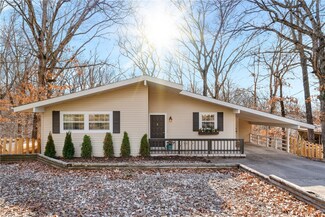 7 Cummings Ln, Bella Vista, AR 72715
