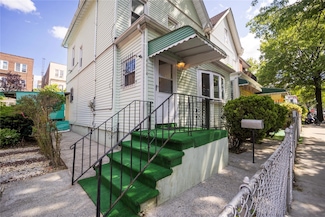 4614 Carpenter Ave, Bronx, NY 10470