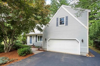 3 Pioneer Dr, Nashua, NH 03062