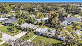6611 14th St N, Saint Petersburg, FL 33702