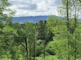 000 E Warren Rd, Warren, VT 05674