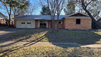 13312 Roaring Springs Ln, Dallas, TX 75240