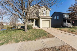 11002 Highview Rd, Peculiar, MO 64078