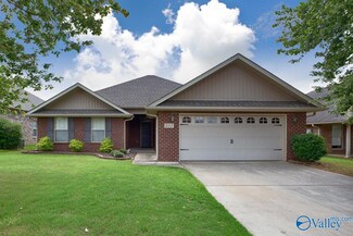 202 Wolf Creek Trail SW, Huntsville, AL 35824