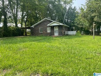 1524 Meadow Ln, Birmingham, AL 35228