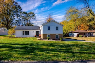 830 S Parkview Dr, Aurora, OH 44202