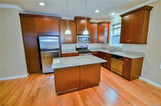 104 Canter Ct, Goshen, NY 10924