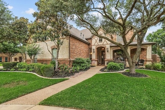 9216 Hailey Ct, North Richland Hills, TX 76182