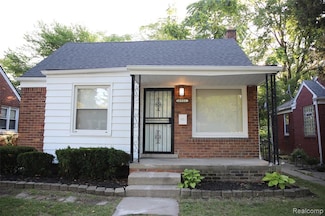 18951 Edinborough Rd, Detroit, MI 48219