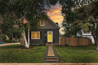 4264 Unity Ave N, Robbinsdale, MN 55422