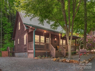 41 Trapper Ln, Waynesville, NC 28785