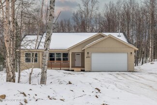 L1 B2 N Wolf Ridge St, Wasilla, AK 99654