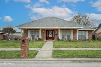 105 Destiny Dr, Lafayette, LA 70506