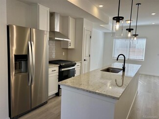 15217 W 69th Ave, Arvada, CO 80007