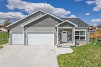 1531 19th St, Baraboo, WI 53913