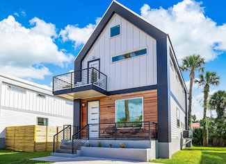 313 Riberia St, St. Augustine, FL 32084