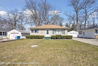 1724 Biltmore Blvd, Lansing, MI 48906