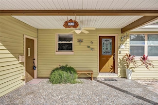 6749 Snow White Dr, Jacksonville, FL 32210