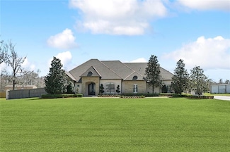 697 Magnolia Ridge Rd, Boutte, LA 70039