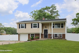1117 Ruby Dr, Toms River, NJ 08753