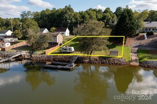 207 Catawba Ave, Hickory, NC 28601