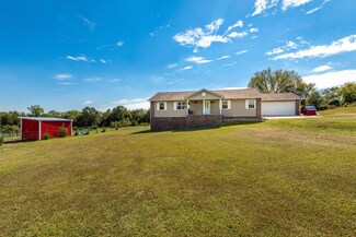 52 Pilot Knob Rd, Shell Knob, MO 65747