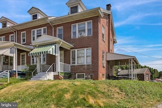 329 Carroll St, Reading, PA 19611