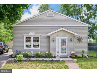 94 Harker Ave, West Berlin, NJ 08091