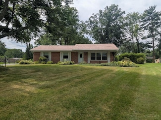 4149 Brookfield Dr, Cincinnati, OH 45245