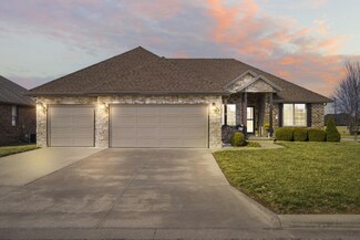 1715 E Chickamauga Dr, Republic, MO 65738