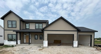 1750 Hammock Ln, Oconomowoc, WI 53066