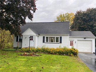 2879 Manitou Rd, Rochester, NY 14624