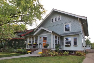 1056 36th St, Des Moines, IA 50311