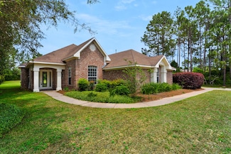 155 Club House Dr E, Freeport, FL 32439