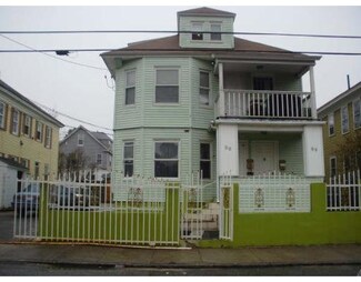 96 Warwick St Unit 98, Lawrence, MA 01841