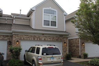 11049 W 72nd St, La Grange, IL 60525