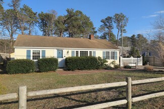 38 Kibby Ln, Dennis Port, MA 02639
