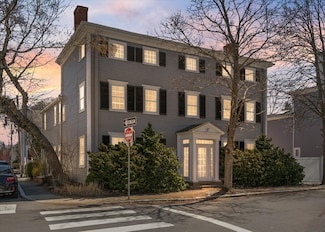 1 Fruit St, Newburyport, MA 01950
