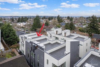 8324 16th Ave NW Unit B, Seattle, WA 98117