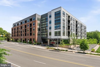 1761 Old Meadow Rd Unit 106, McLean, VA 22102