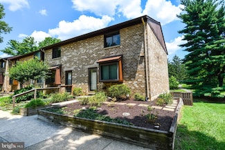 7015 Knighthood Ln, Columbia, MD 21045