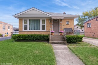 3113 Euclid Dr, South Chicago Heights, IL 60411