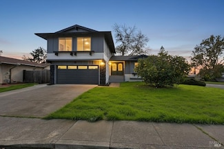 2800 Elmhurst Cir, Fairfield, CA 94533