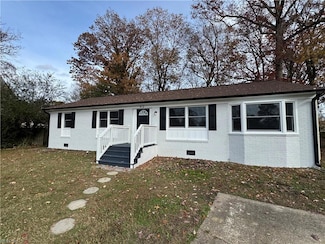412 Teepee Dr, Newport News, VA 23602