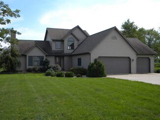 6085 W 1350 N, Nappanee, IN 46550