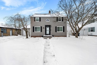 1336 Mckinley Ave, South Bend, IN 46617