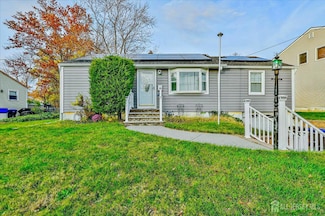 38 Victory Place, East Brunswick, NJ 08816