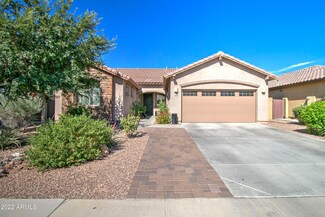 4880 S Wade Dr, Gilbert, AZ 85298