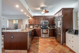 1427 SW 109th Way, Davie, FL 33324